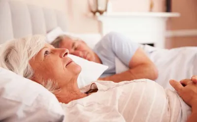 Nguyên nhân gây mất ngủ ở người cao tuổi